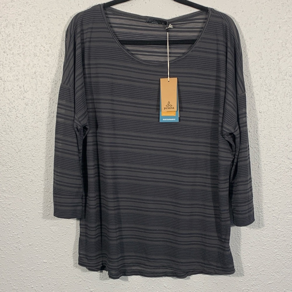 Prana “Bacall” Women’s NWT Casual Gray Stripe Top size XL